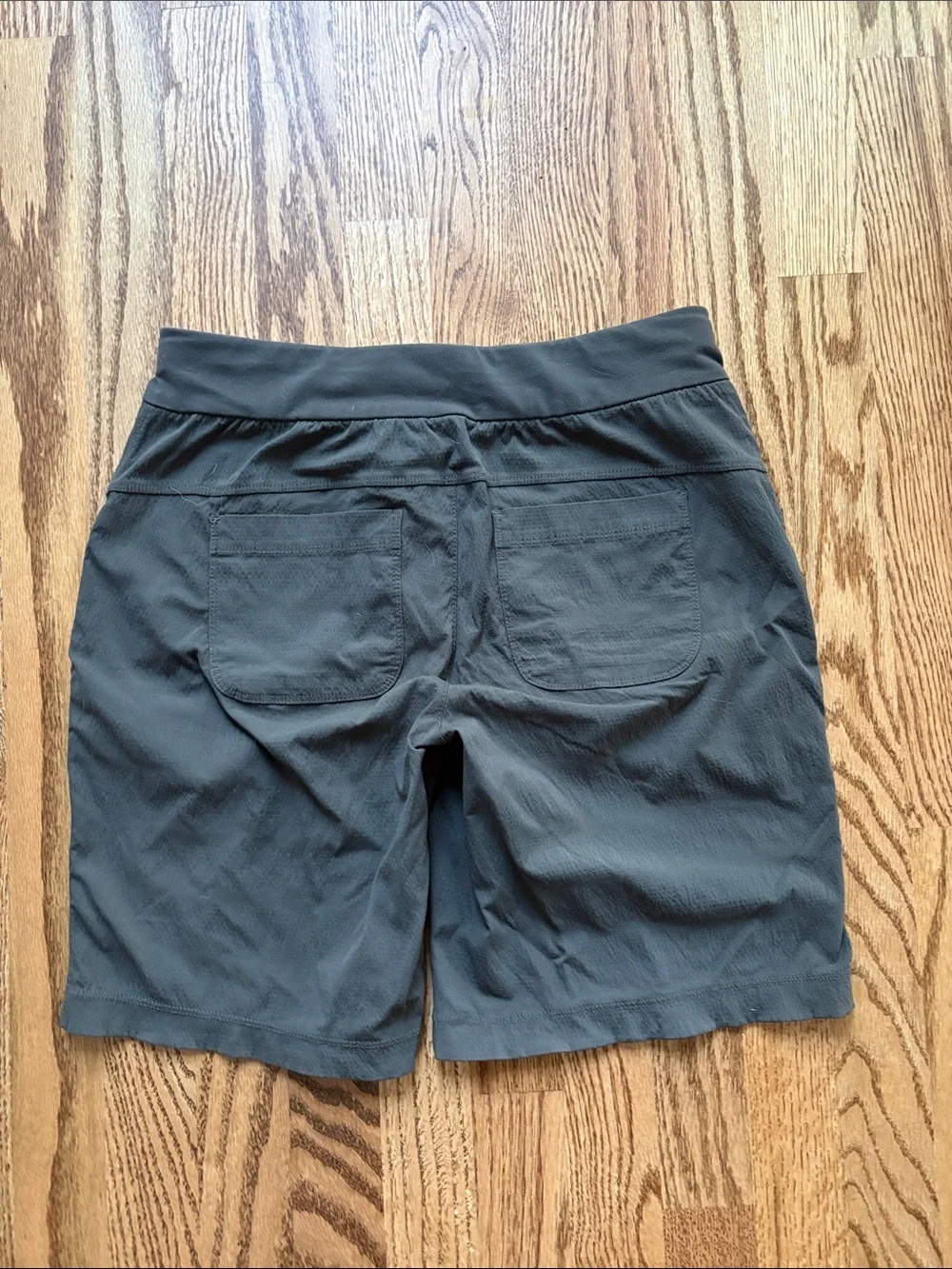 Athleta Trekkie Shorts